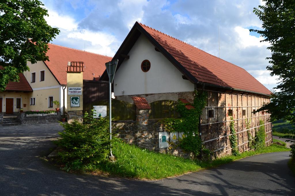 Ubytovani Na Hajence Bystrice nad Pernstejnem Zewnętrze zdjęcie
