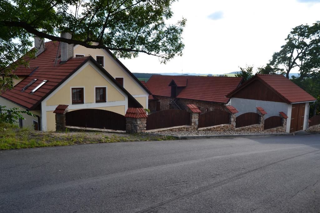 Ubytovani Na Hajence Bystrice nad Pernstejnem Zewnętrze zdjęcie